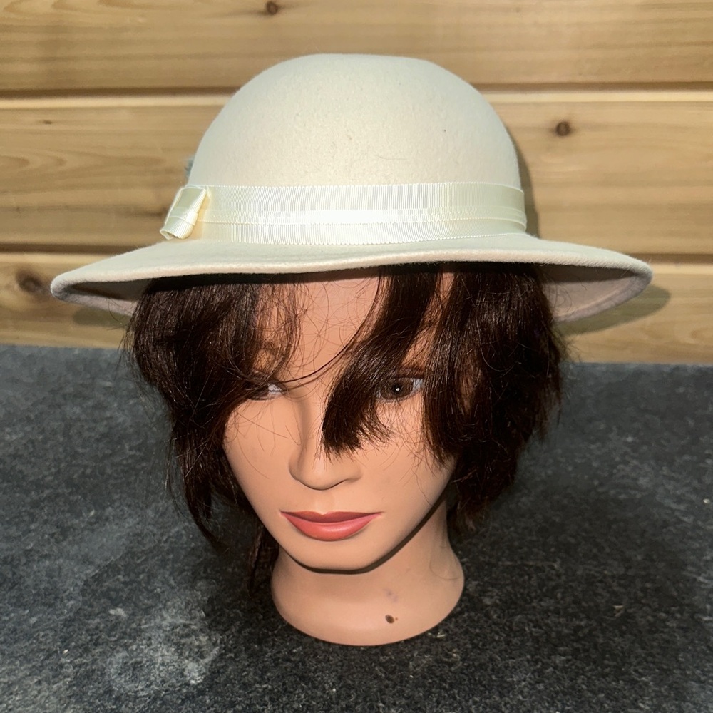 Vintage Bollman Elegant Cream Women's Wool Felt Hat